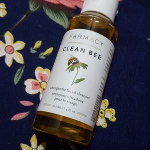 new farmacy clean bee facial cleanser